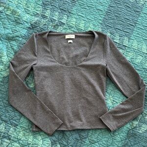 Aritzia Contour Scoop Neck Long Sleeve Top